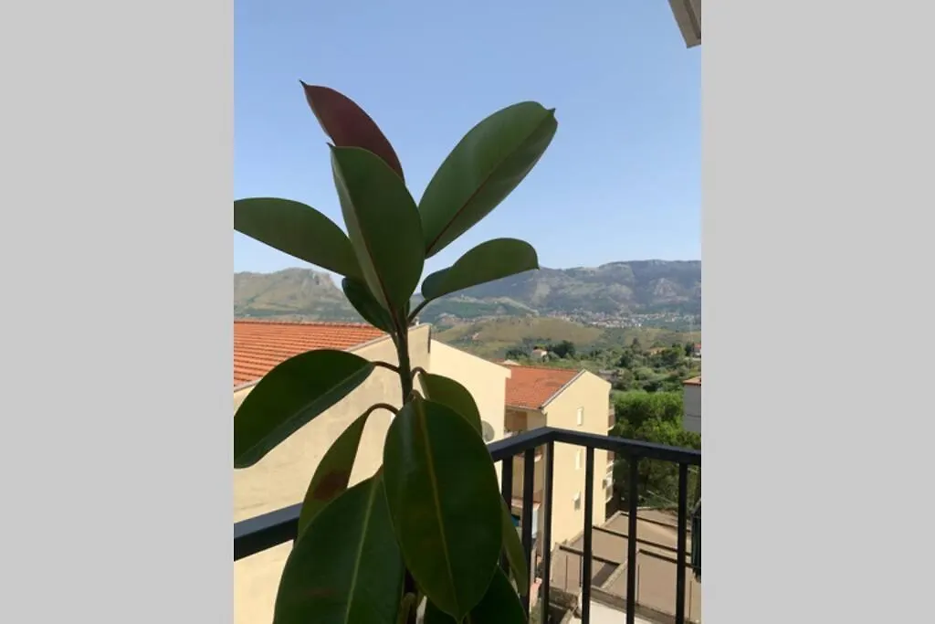 Casa Vacanza - I Mulini Con Parcheggio Gratuito Incluso. Monreale Apartment
